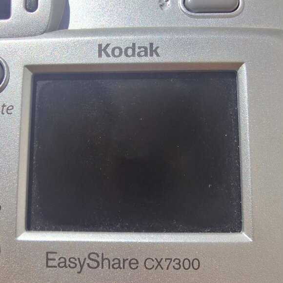 Kodak Easy Share Camera CX7300 3.2 MP Digital Silver For Parts No Card Vintage - Picture 5 of 9